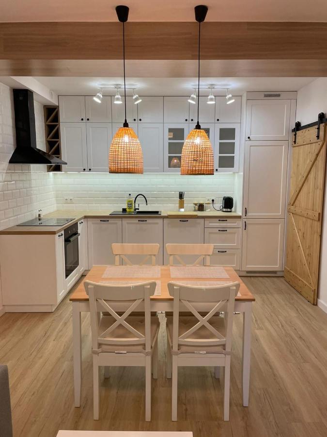 Apartamenty Guzik 22 크로스노 외부 사진