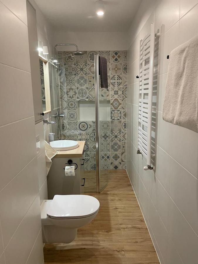 Apartamenty Guzik 22 크로스노 외부 사진