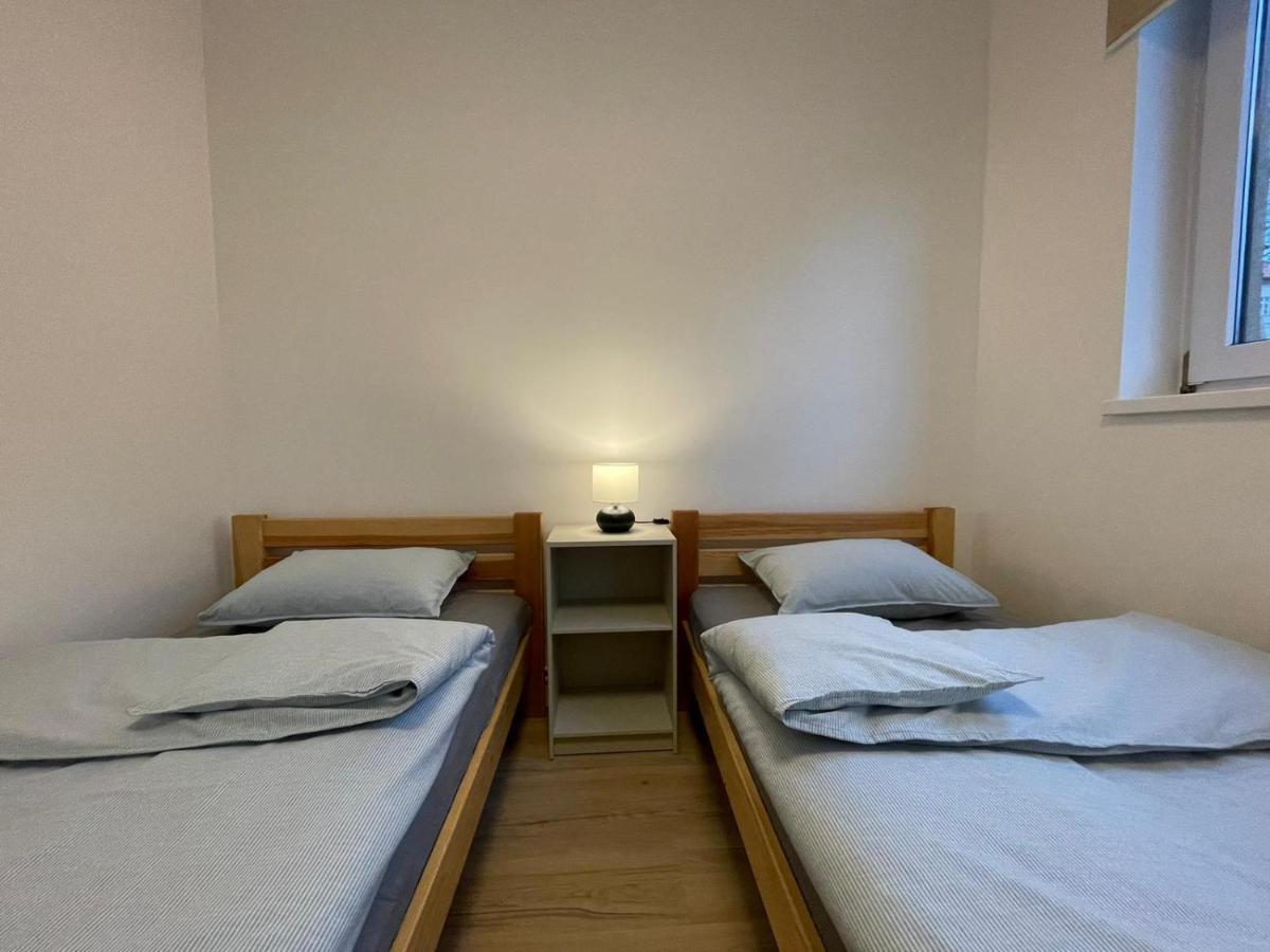 Apartamenty Guzik 22 크로스노 외부 사진