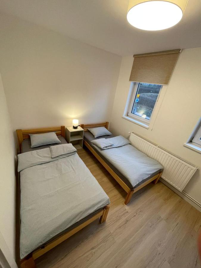 Apartamenty Guzik 22 크로스노 외부 사진